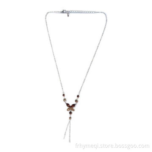 Fashion necklace with swarovski stone